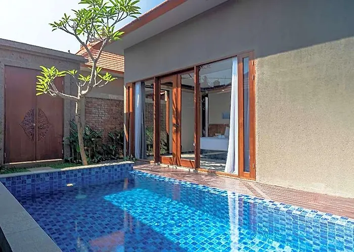 Serenia - Private Pool Near ホテル アメッド